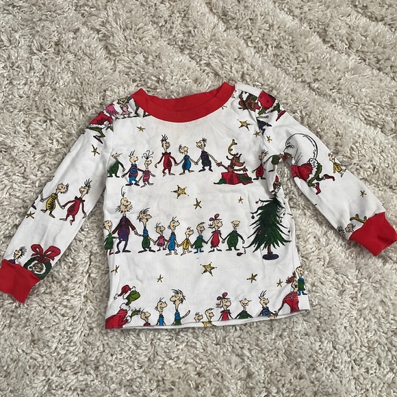 Potterybarn Kids & Adult Women’s Grinch Pj Set - Picture 3 of 11